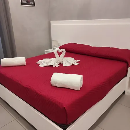 Residenza La Torre 4* טרופאה