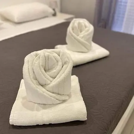 Residenza La Torre Oda ve Kahvaltı