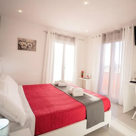 Residenza La Torre Oda ve Kahvaltı 3*