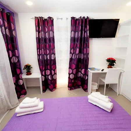 Residenza La Torre לינה וארוחת בוקר טרופאה
